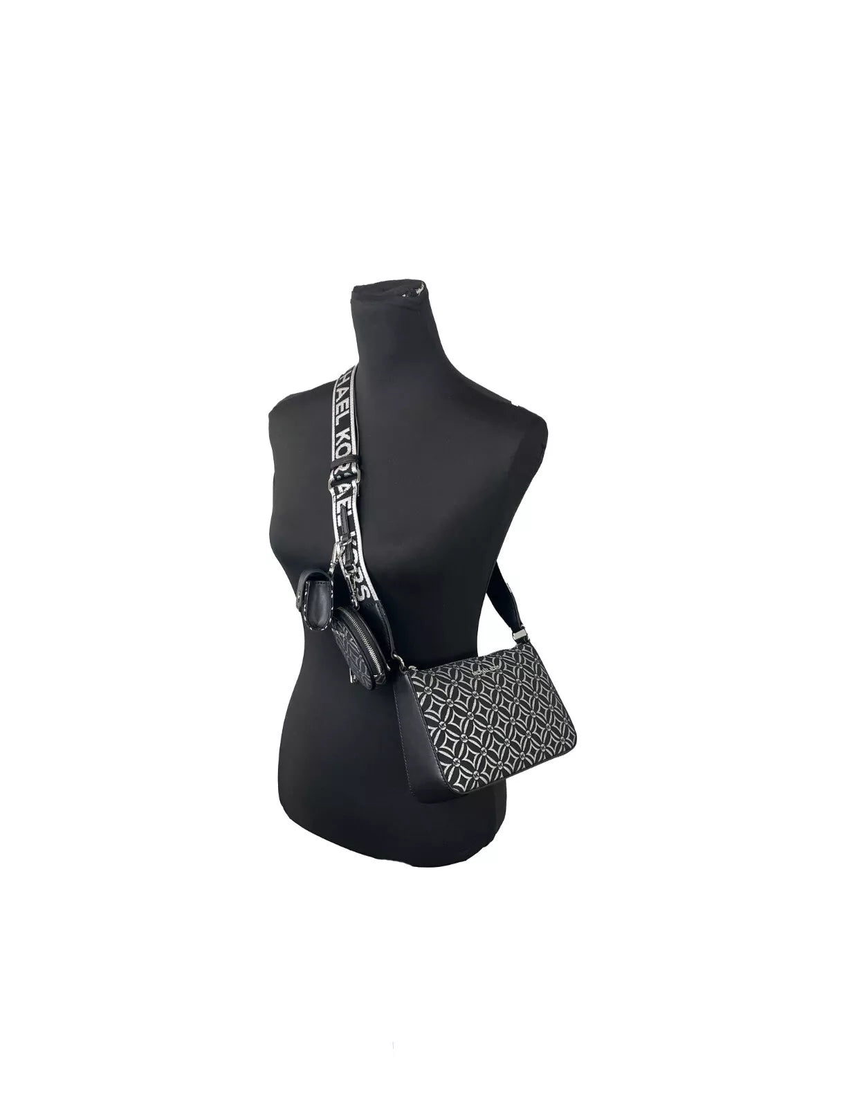 Bolso bandolera con accesorio tecnológico, color negro