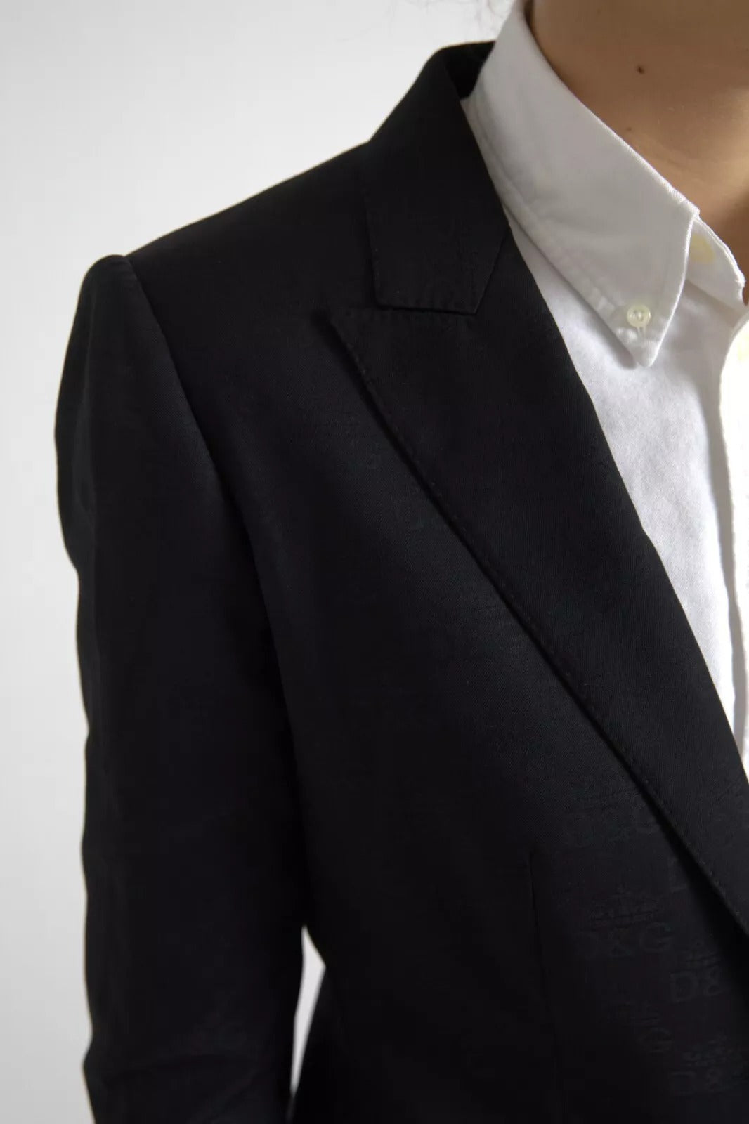 Chaqueta blazer de manga larga negra