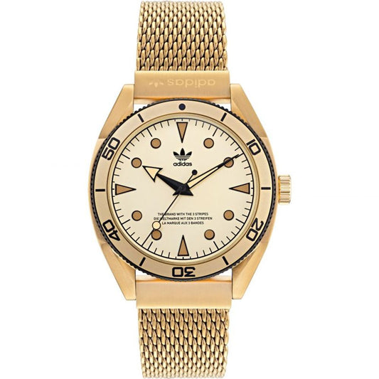 Reloj de acero inoxidable dorado
