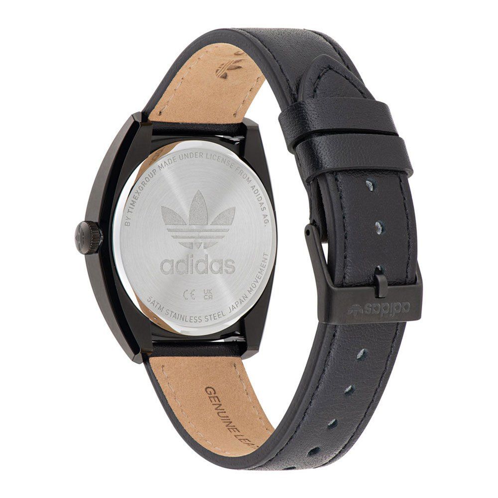 Reloj de cuero negro