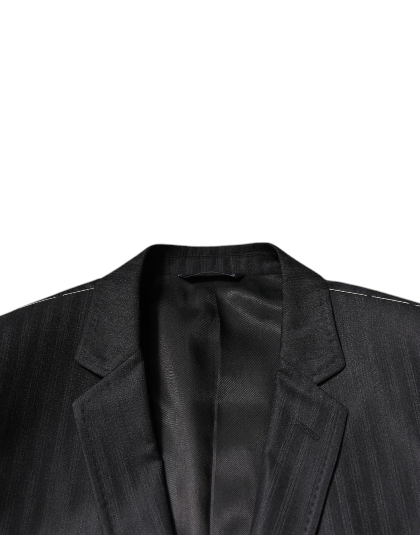 Blazer de lana con rayas negras y botonadura sencilla