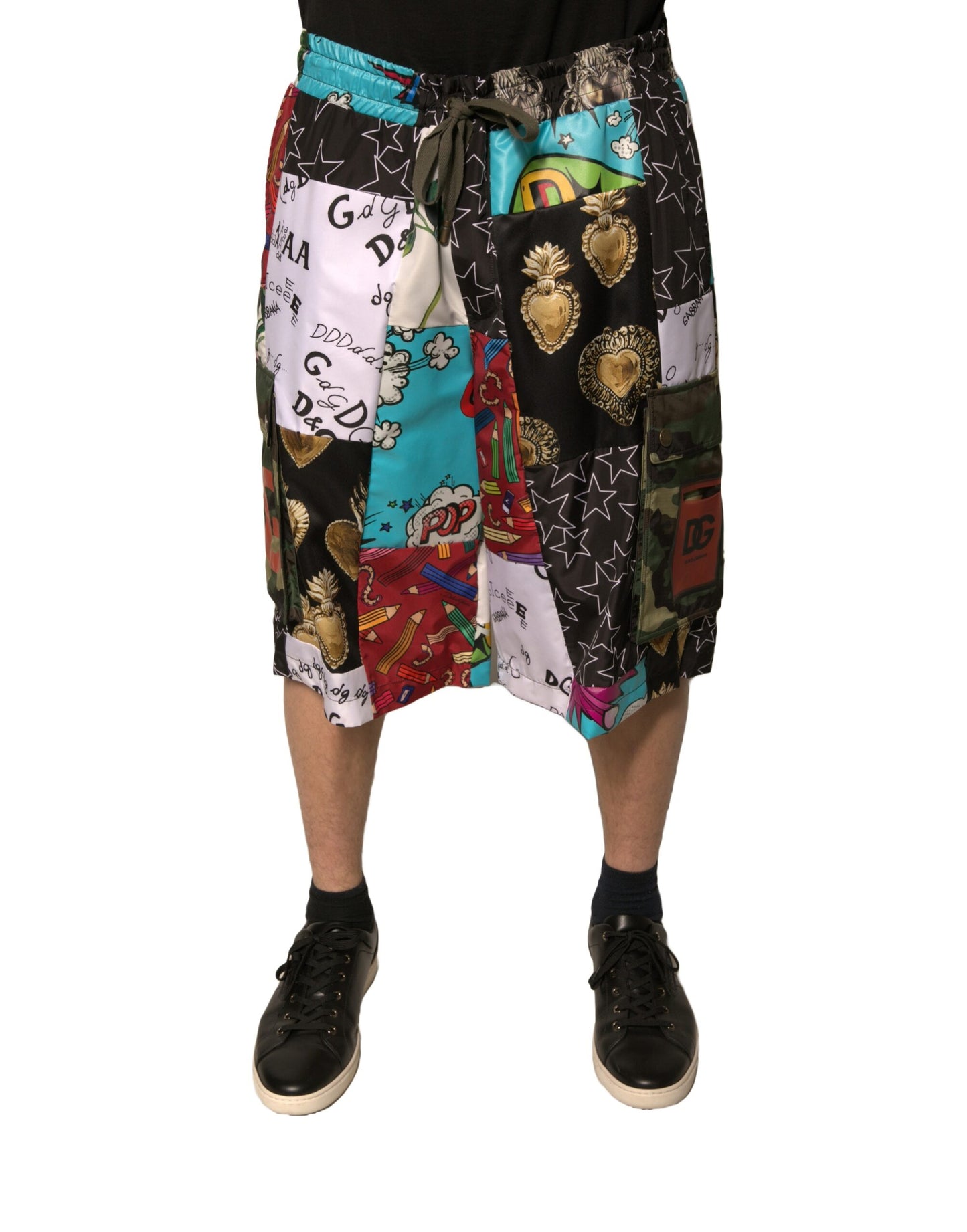 Bermudas cargo con parches multicolores