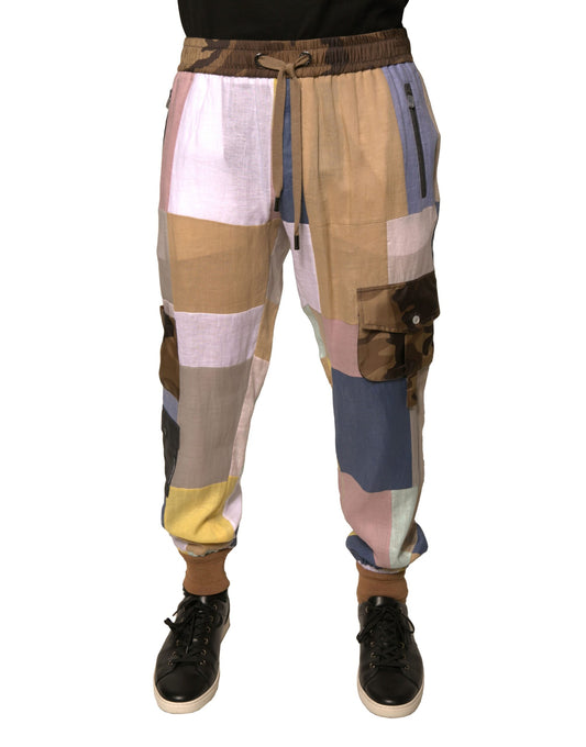 Pantalones deportivos con parches multicolores