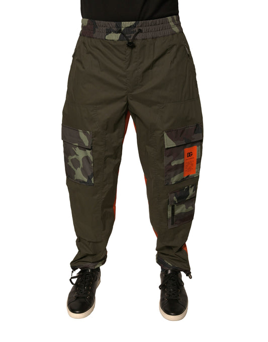 Pantalones cargo deportivos con estampado de camuflaje multicolor