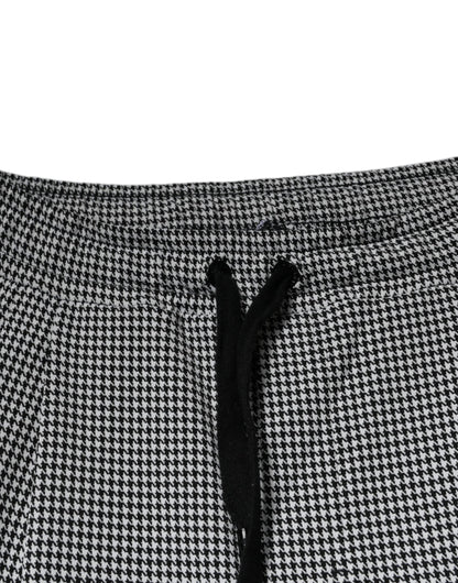 Pantalones de vestir ajustados con estampado de pata de gallo en blanco y negro