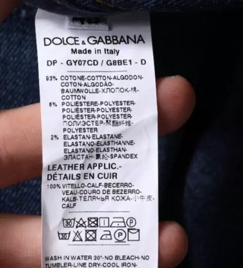 Vaqueros ajustados de algodón azul oscuro con logotipo