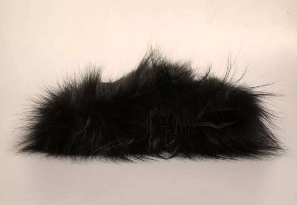 Bufanda tipo chal de piel negra con cuello de hombro