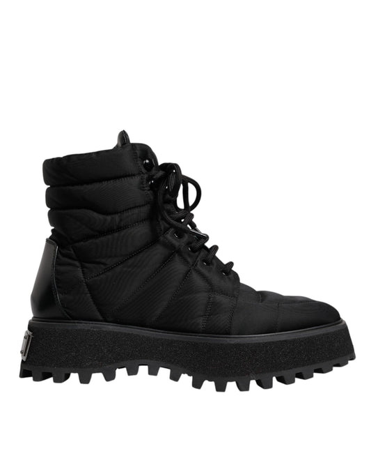Botas negras acolchadas con cordones a media pantorrilla