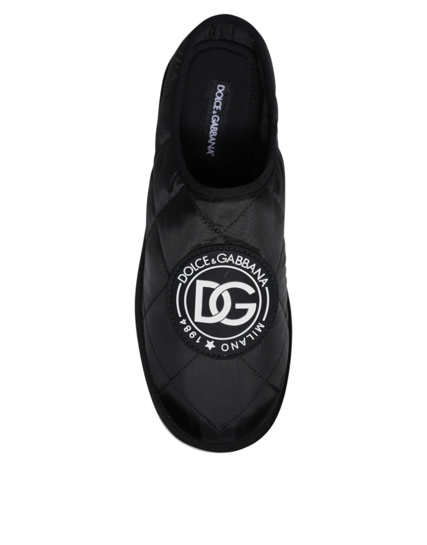 Sandalias tipo chanclas de nailon negro acolchado con parche del logotipo