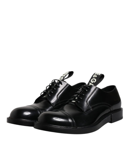 Zapatos de vestir formales Derby de charol negro con cordones
