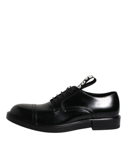 Zapatos de vestir formales Derby de charol negro con cordones