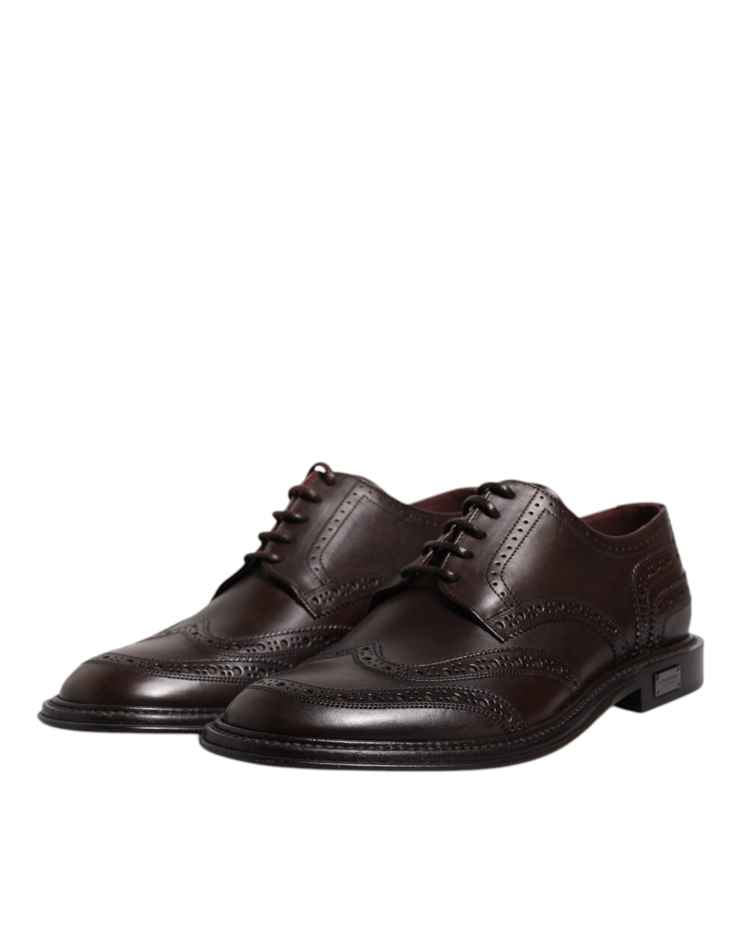 Zapatos de vestir formales Derby de cuero marrón con punta de ala y cordones