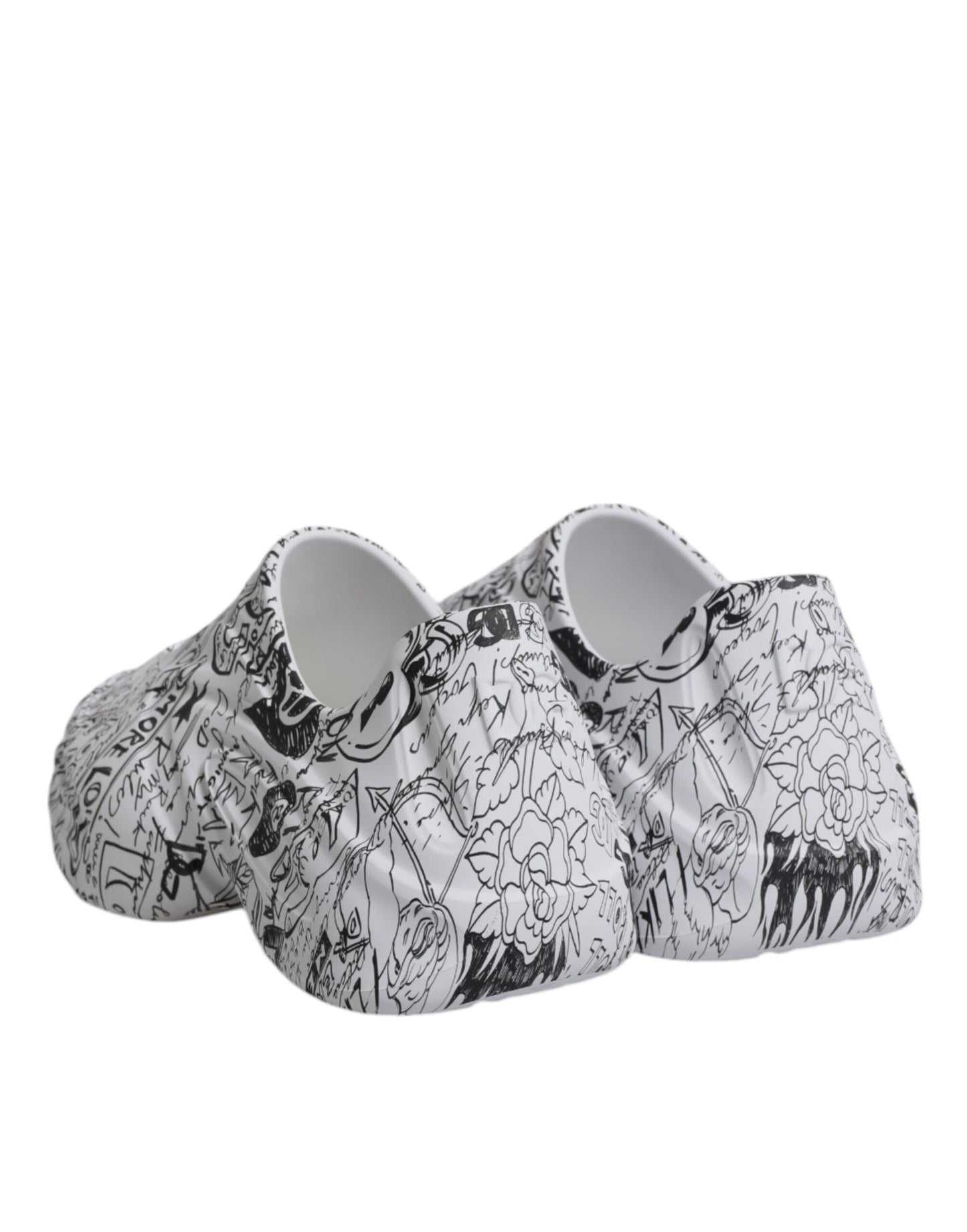 Zapatillas Daymaster con grafiti en blanco y negro