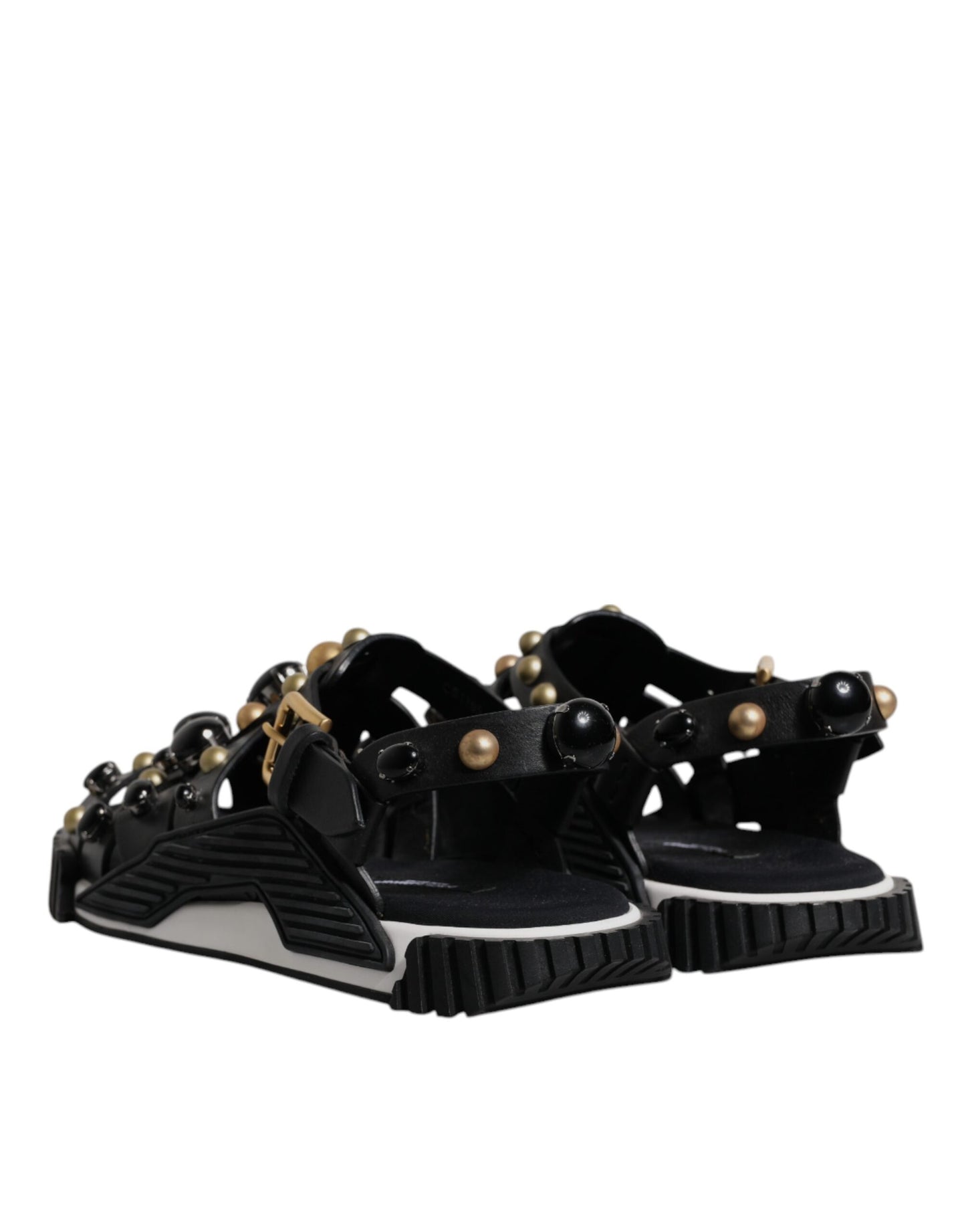 Sandalias de cuero negro con tachuelas
