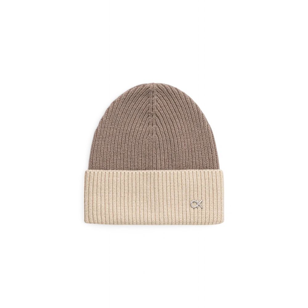 Sombrero de lana beige