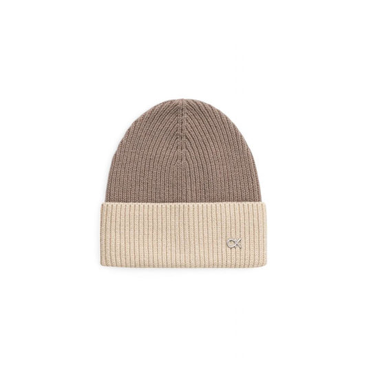 Sombrero de lana beige