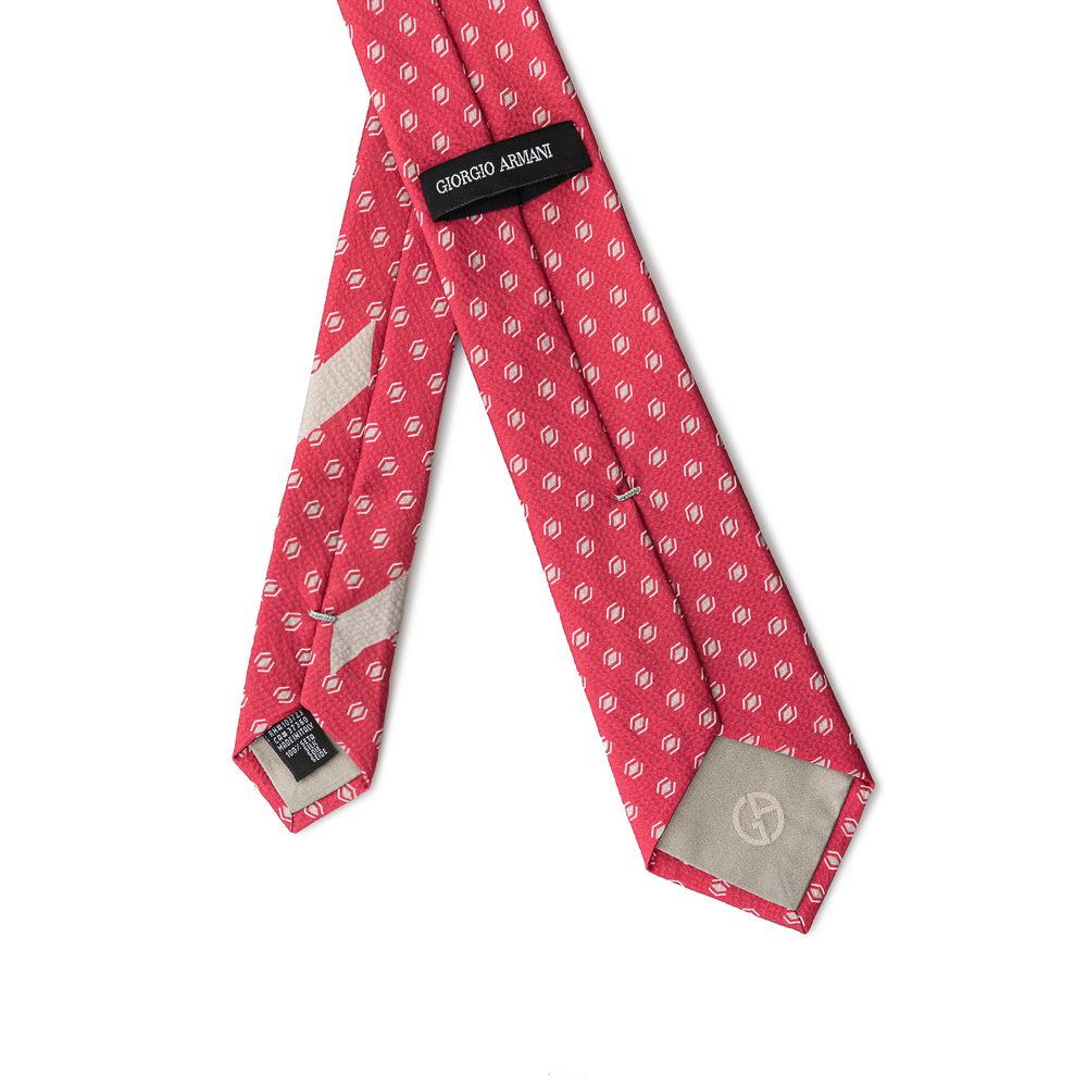 Corbatas y pajaritas de seda roja