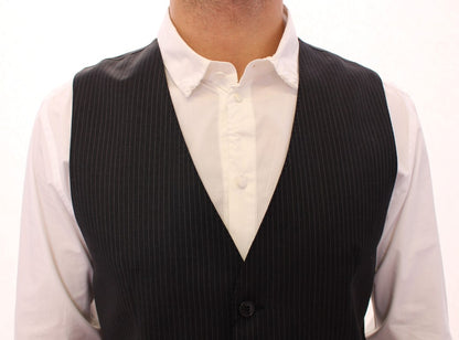 Elegante chaleco de vestir a rayas grises