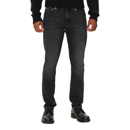 Vaqueros y pantalones de algodón negro