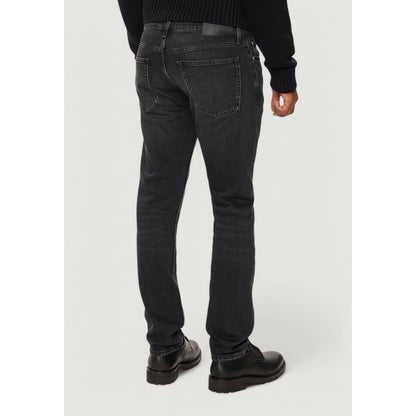 Vaqueros y pantalones de algodón negro