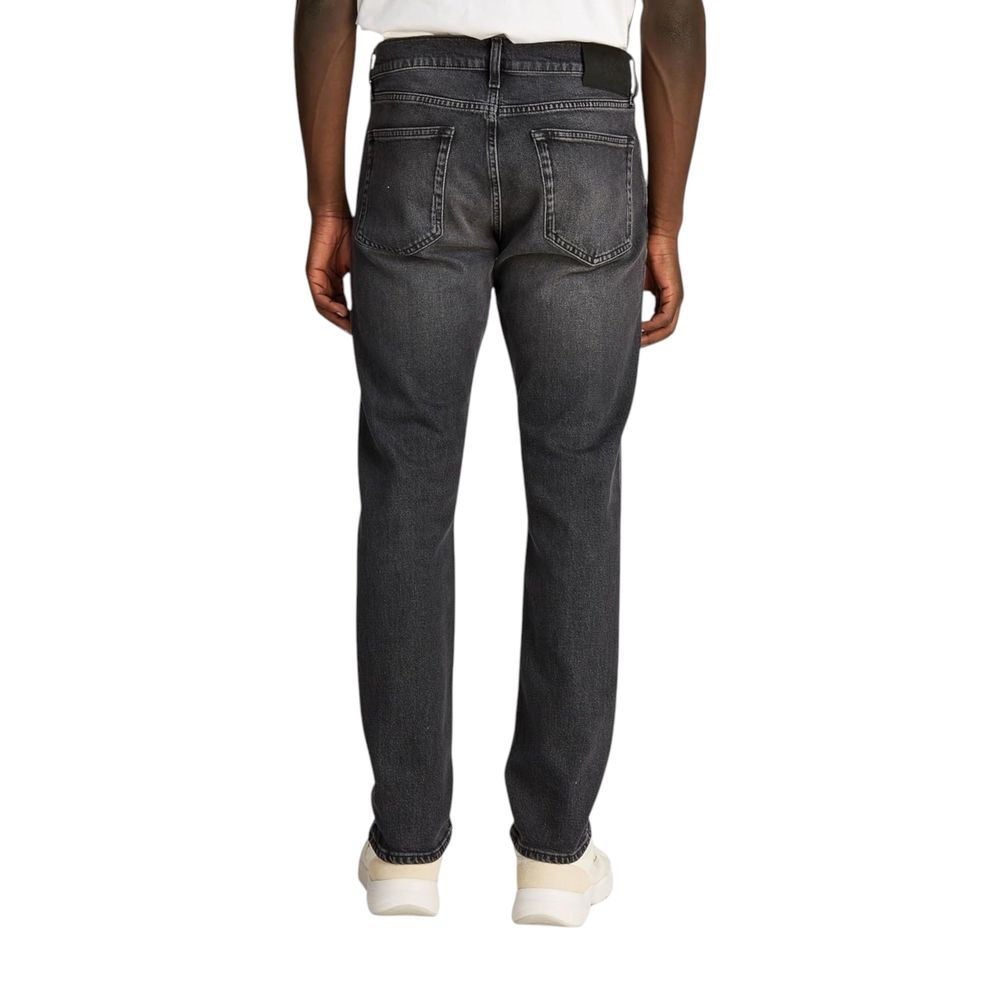 Vaqueros y pantalones de algodón negro