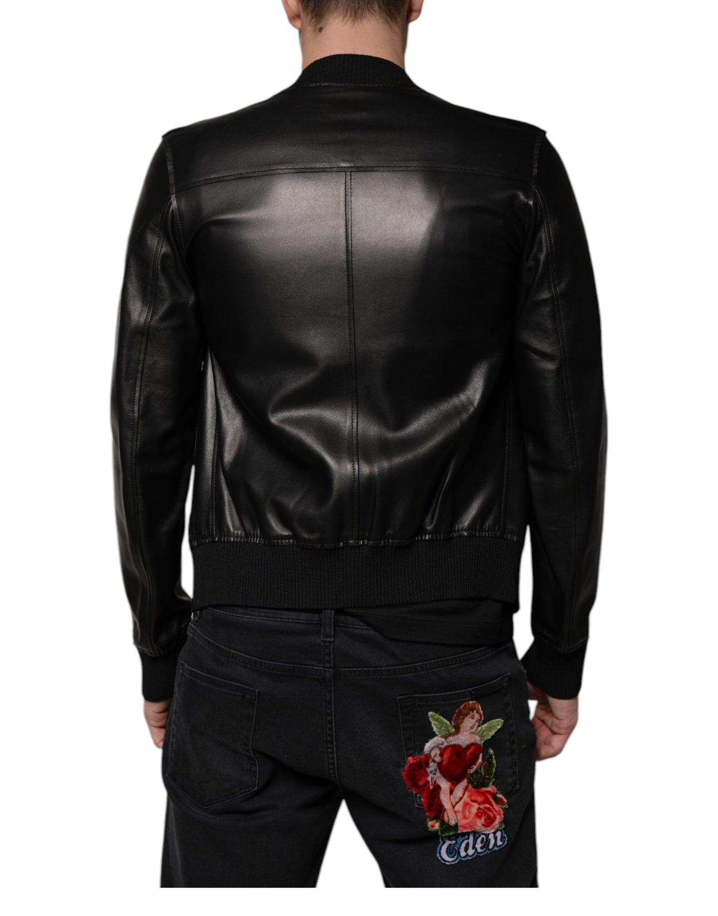 Chaqueta motera de piel de cordero negra con cremallera completa