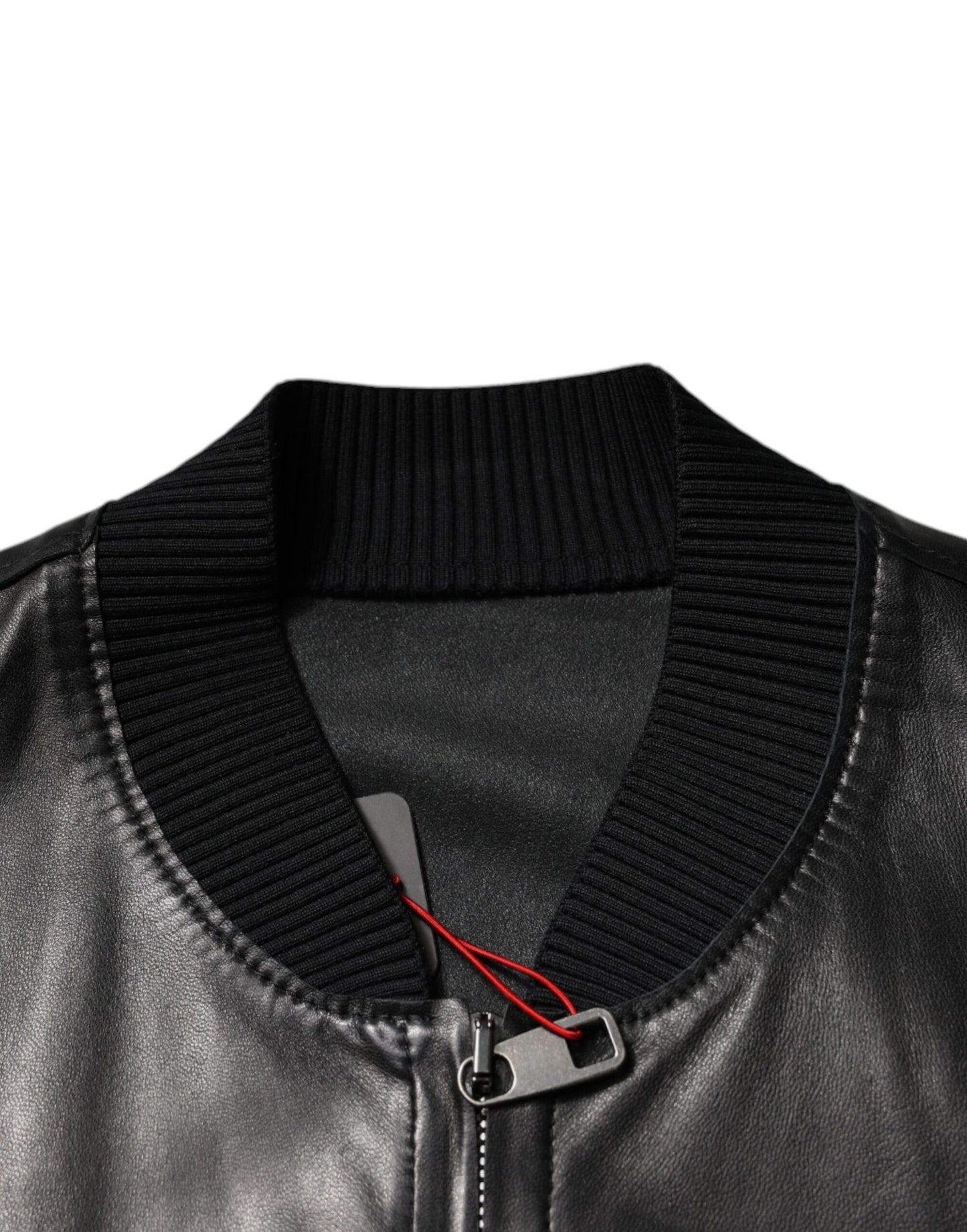 Chaqueta motera de piel de cordero negra con cremallera completa