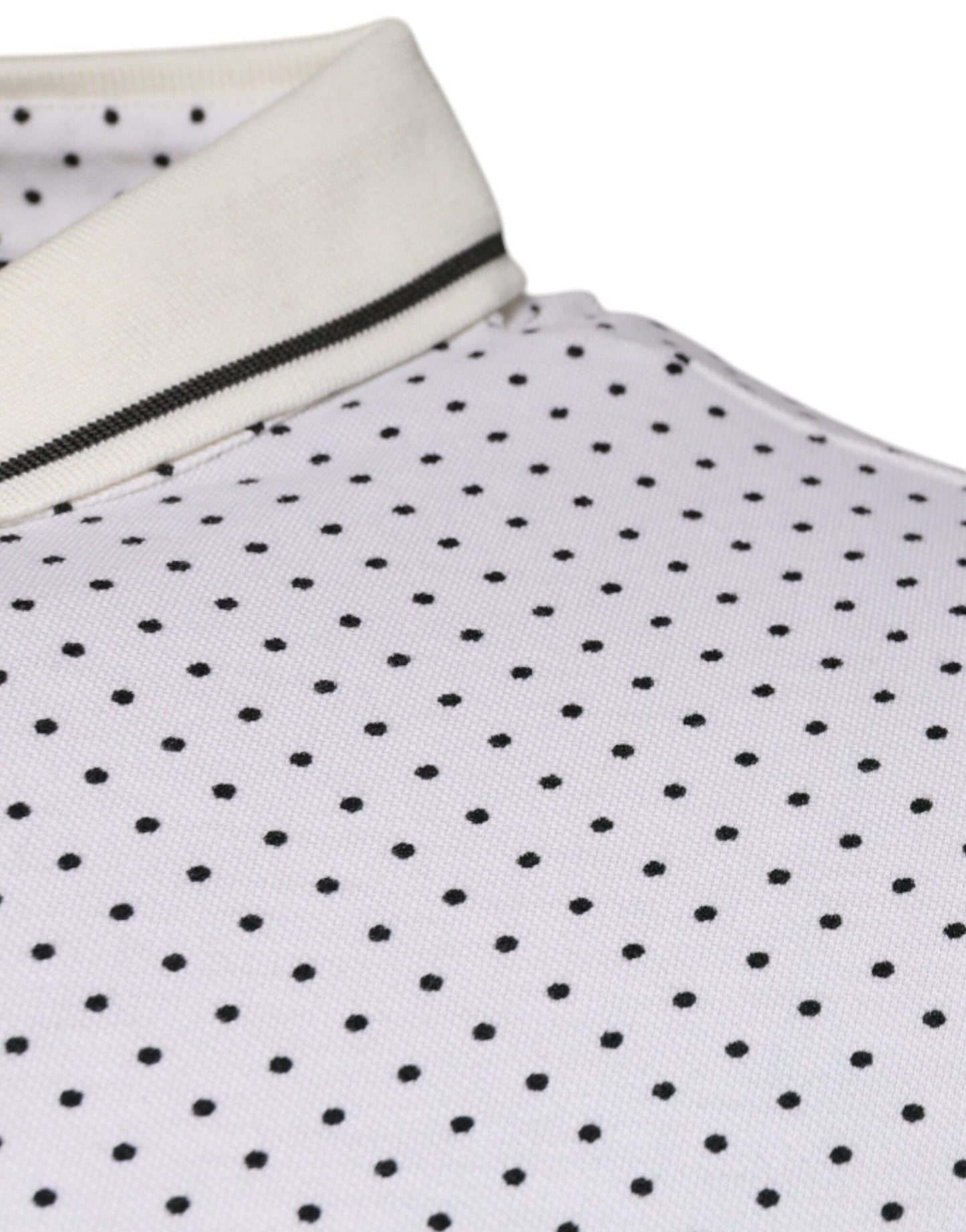 Camiseta polo de algodón con cuello y lunares blancos