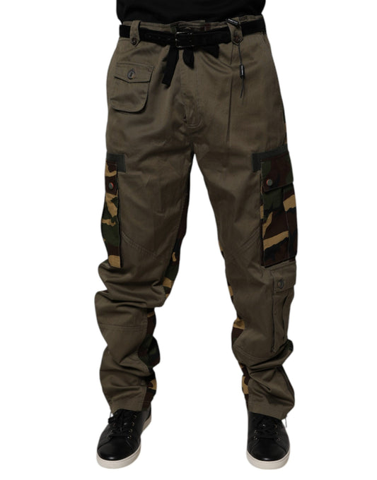 Pantalones cargo de camuflaje con parches multicolores