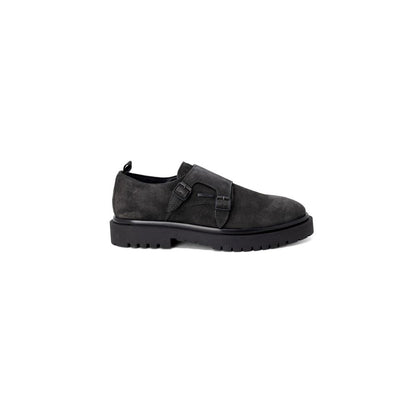 Casual de cuero negro