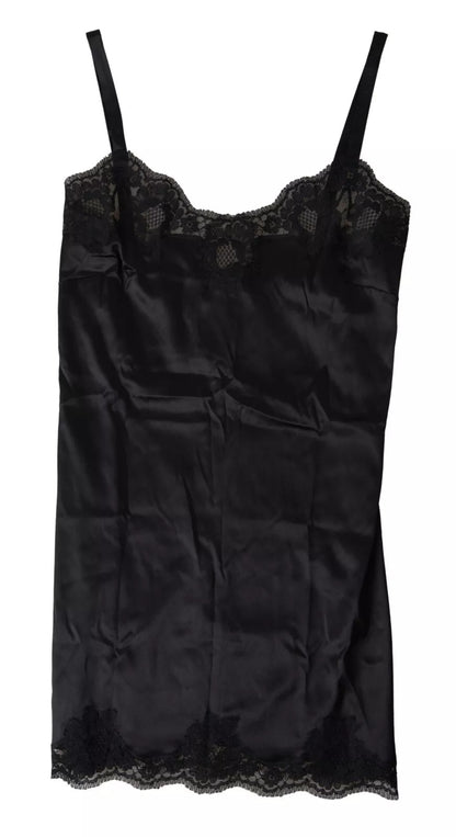 Camisola de seda negra sensual