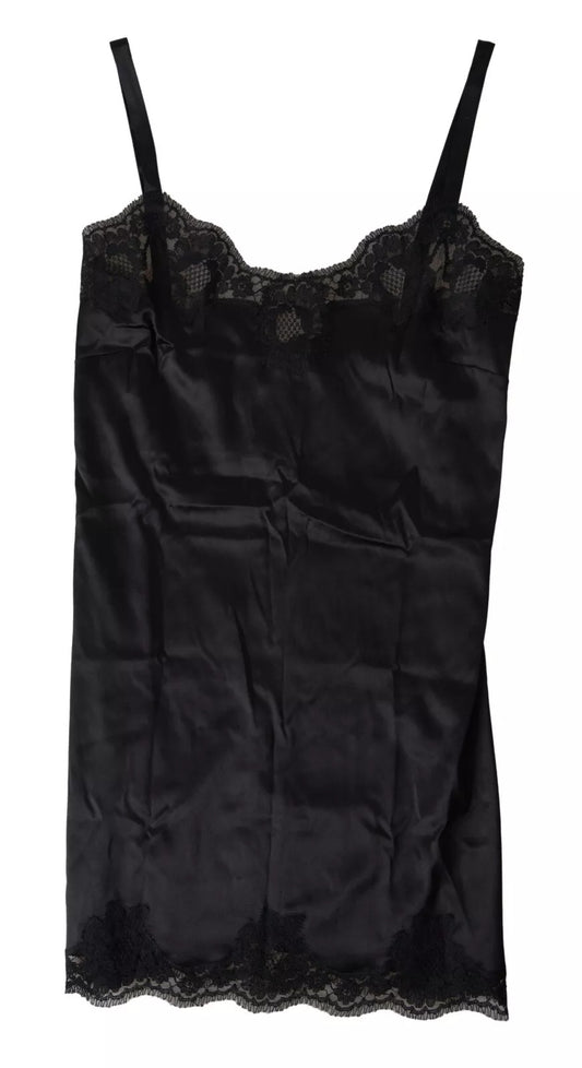 Camisola de seda negra sensual