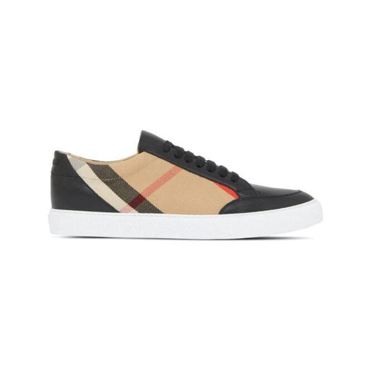 Zapatillas de piel negra New Salmond