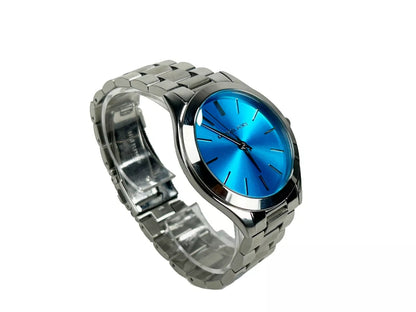 Reloj Slim Runway de acero inoxidable azul plateado MK3292