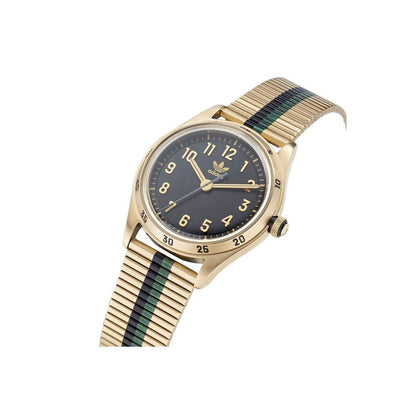 Reloj de acero inoxidable dorado