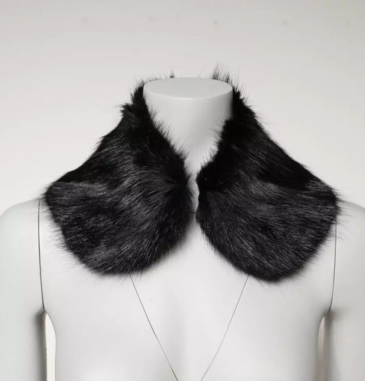 Bufanda de cuello tipo chal de piel negra