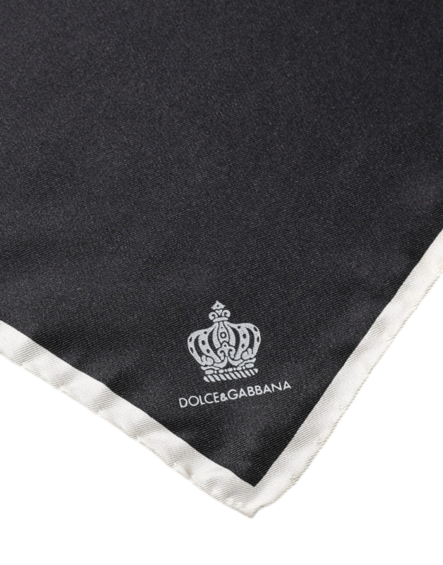 Pañuelo cuadrado con el logotipo de Black Crown