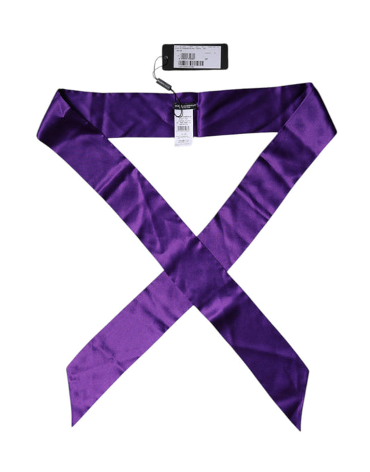 Pañuelo de cuello fino de seda satinada morada