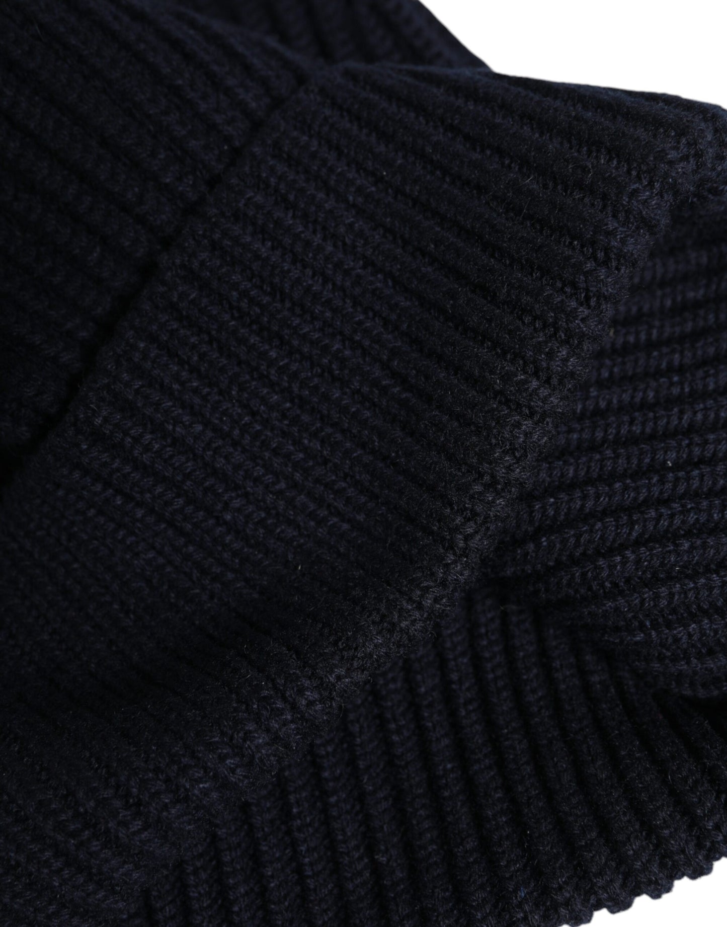 Gorro de invierno de punto de cachemira negro
