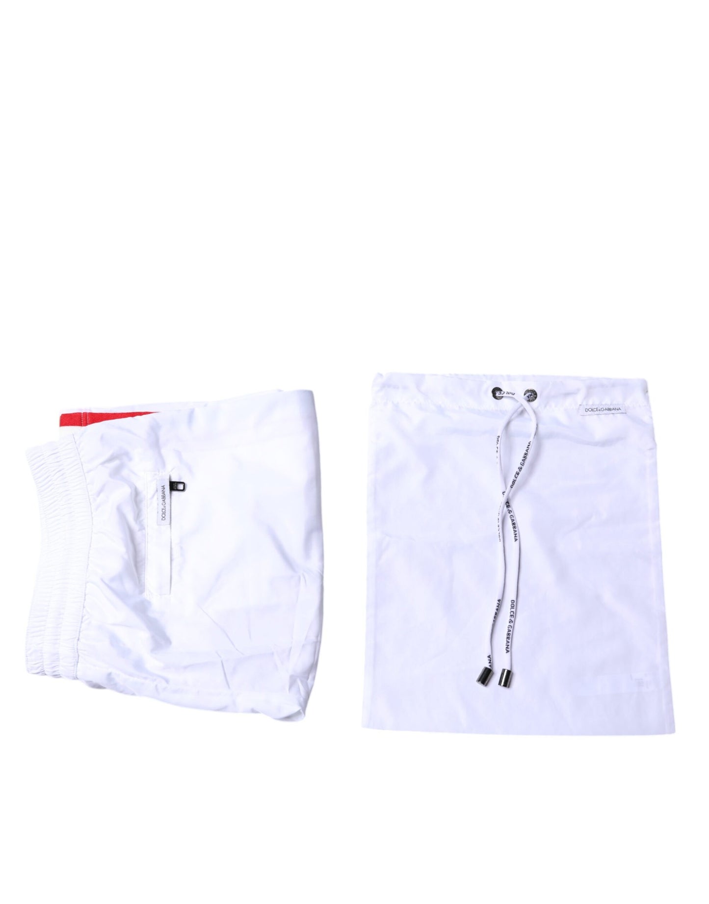 Traje de baño de dos piezas con pantalones cortos y rayas blancas