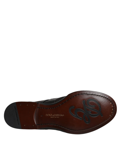 Zapatos de vestir Derby clásicos de cuero con bordado negro