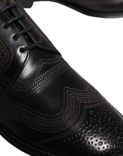 Zapatos de vestir Derby clásicos de cuero con bordado negro