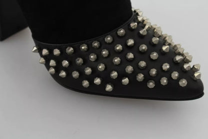 Botines de ante negro con tachuelas y tacón
