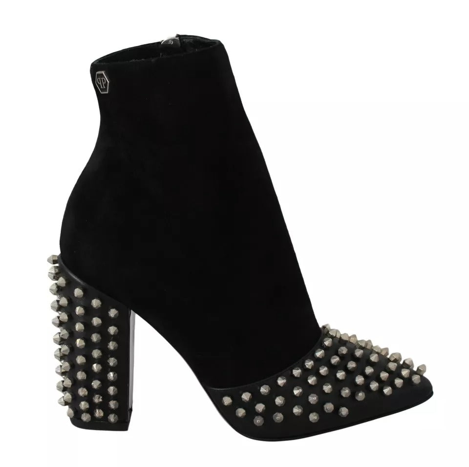 Botines de ante negro con tachuelas y tacón