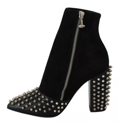 Botines de ante negro con tachuelas y tacón