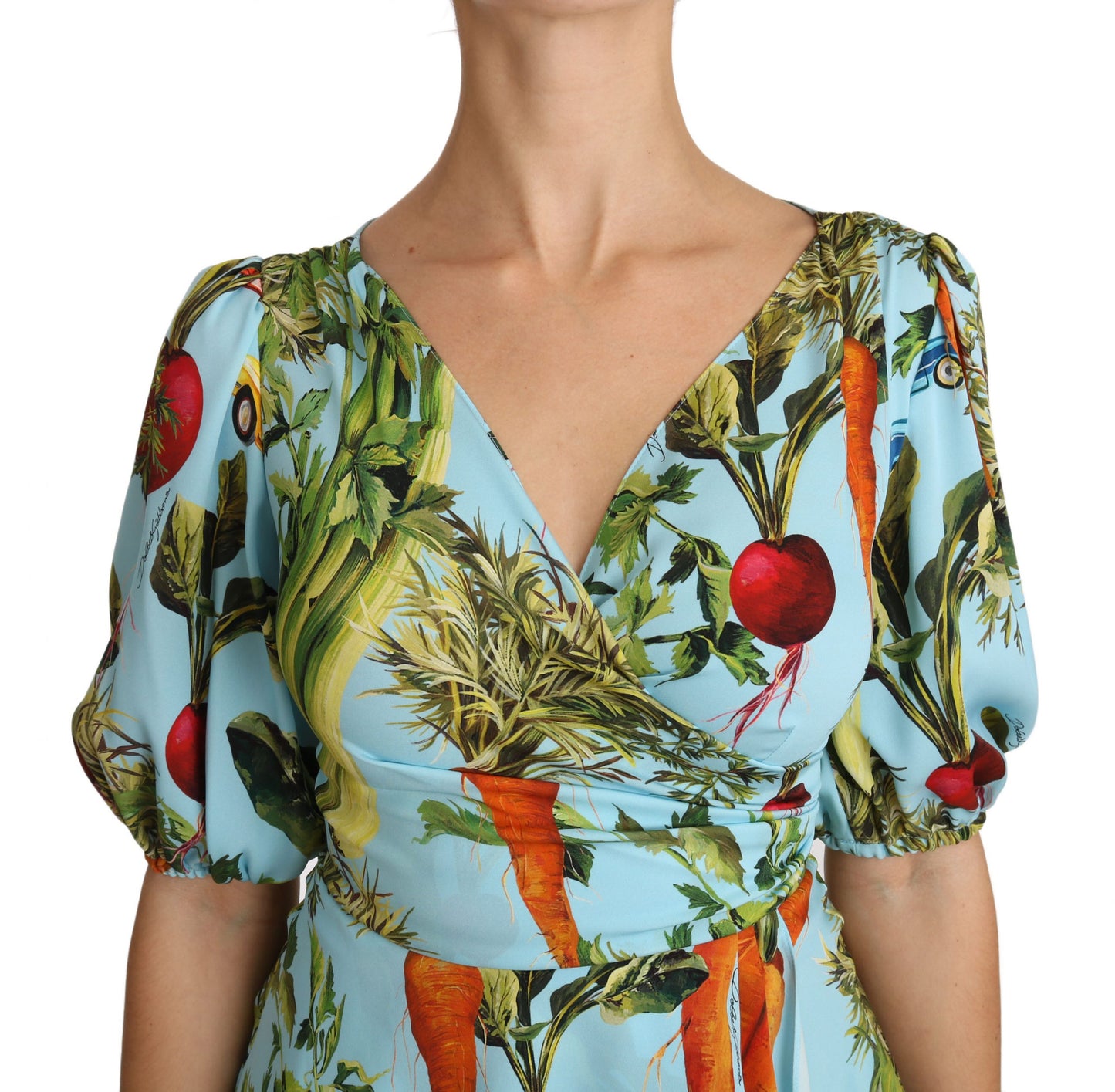 Extravagancia de top de seda con estampado vegetal