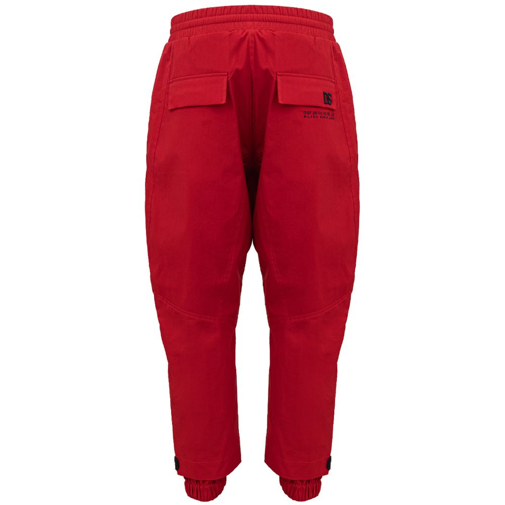 Vaqueros y pantalón de poliamida roja