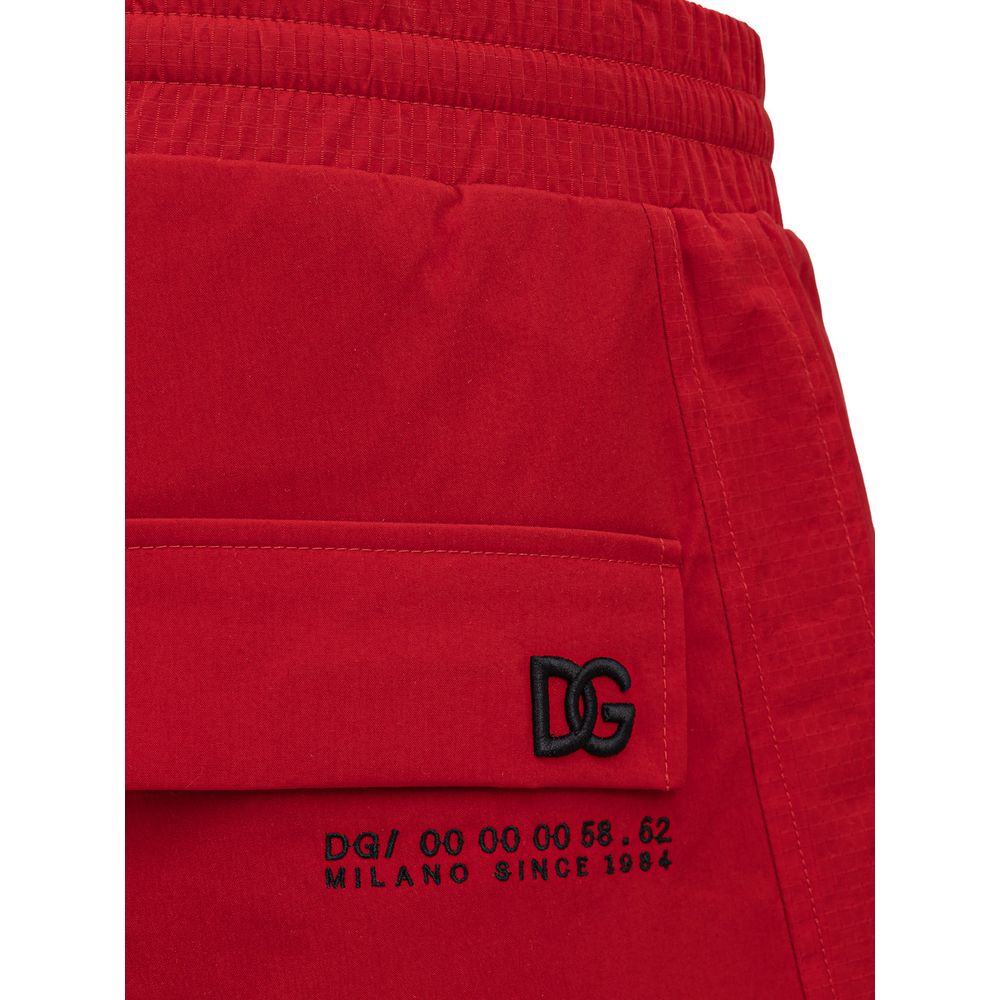 Vaqueros y pantalón de poliamida roja