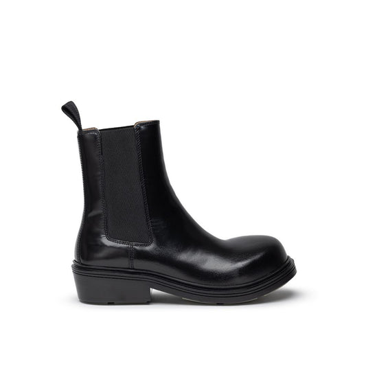 Bota de cuero negra