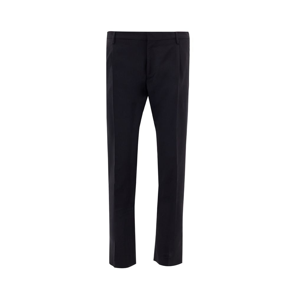 Vaqueros y pantalón de lana negros